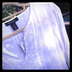 Gorgeous NEW WHBM Breezy Blouse